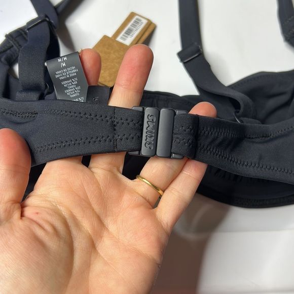 NWT SKIMS SHAPING SWIM RUCHED UNDERWIRE BIKINI TOP - Picture 6 of 6